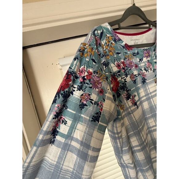 Bundle Of Three Womens Appleseed Tops Size Large/two Solid And 1 Patterned - Picture 7 of 15